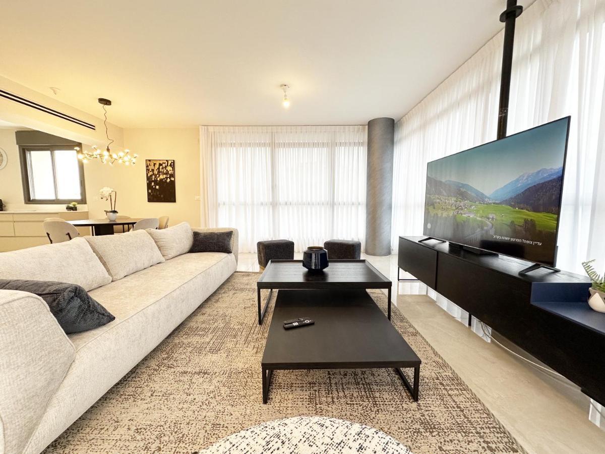 Mini Penthouse Near The Beach Netanya Exterior photo